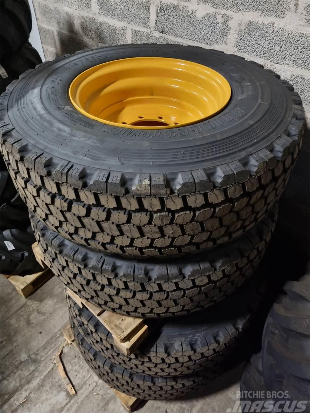 Bridgestone 17.5 R25 VSW, inkl fälg, 4 st Däck, hjul och fälgar