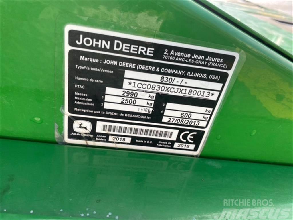 John Deere 830 Slåtterkrossar