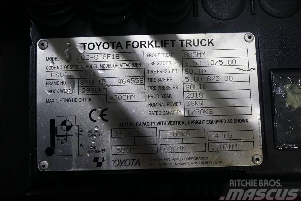 Toyota 02-8FGF18 Gasolmotviktstruckar
