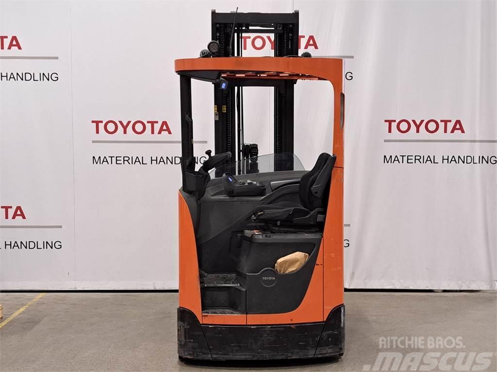 Toyota RRE180H Skjutstativtruck