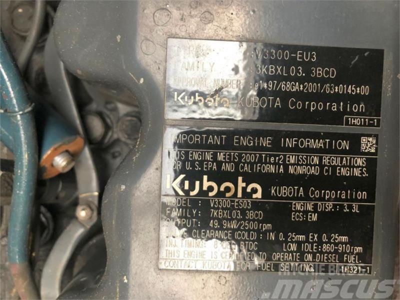 Kubota V3300-EU3 Övriga