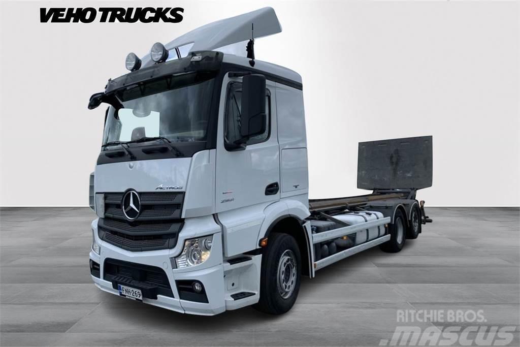 Mercedes-Benz Actros L2551 L/6x2 Växelflak-/Containerbilar