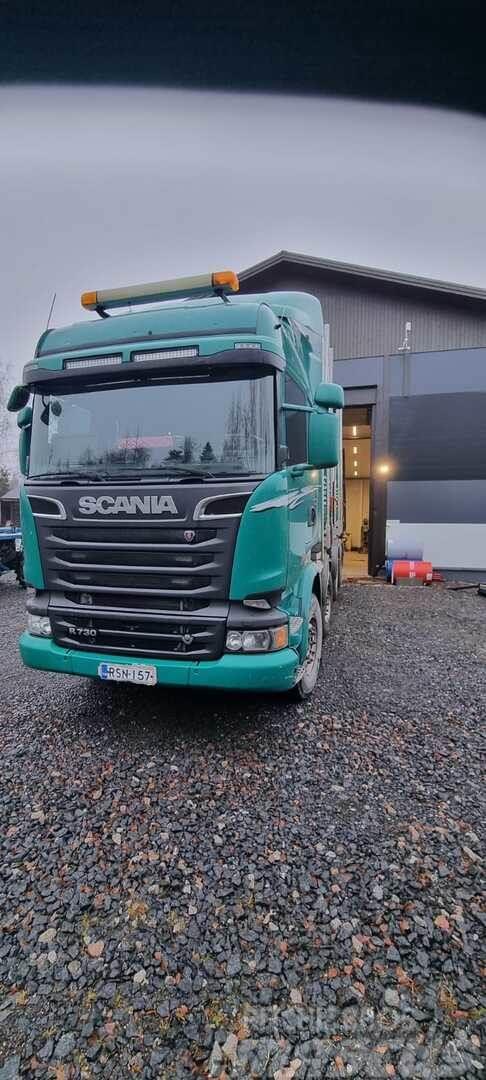 Scania R730 8x4 Timmerbilar