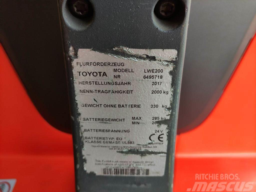 Toyota LWE200 Låglyftare utan plattform