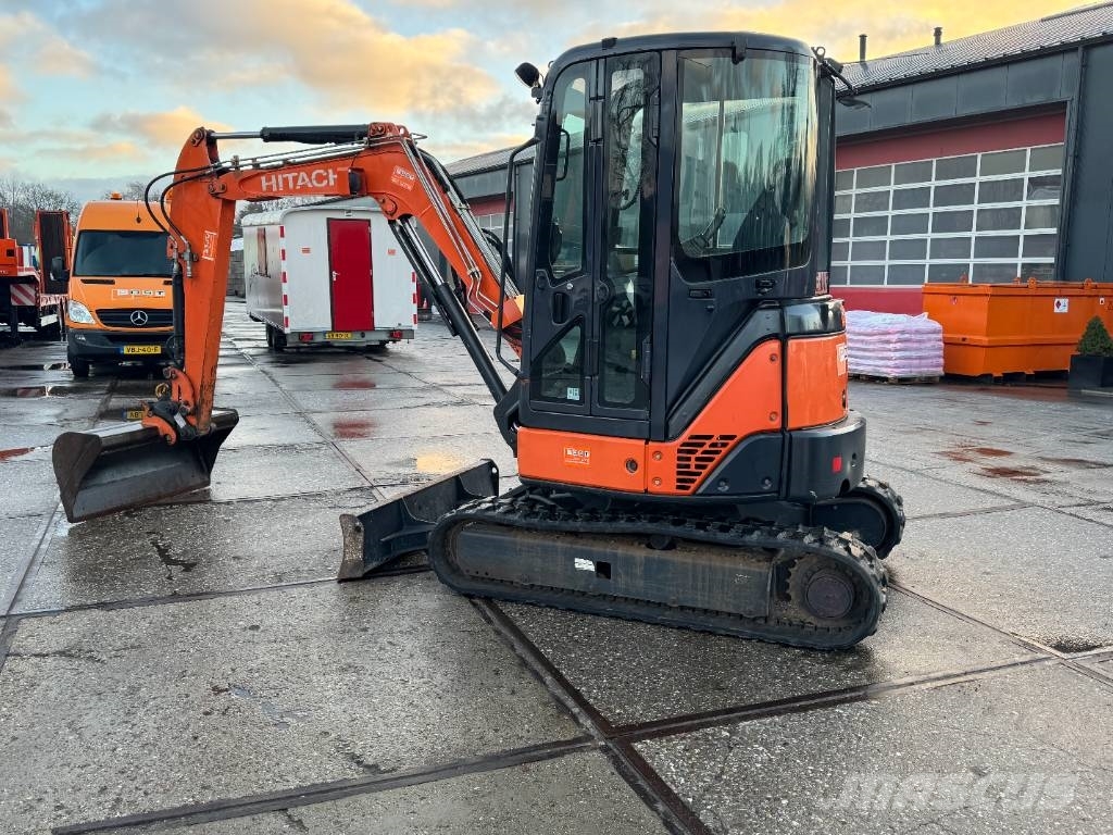 Hitachi ZX 33 U-5 Kettenbagger nur 1453 h, 2017, Gescher, Nordrhein Hitachi ZX 33 U-5 Kettenbagger nur 1453 h, 2017, Gescher, Nordrhein
